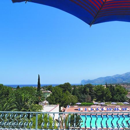 Hotel Azzolini Villagrazia Di Carini Exteriör bild