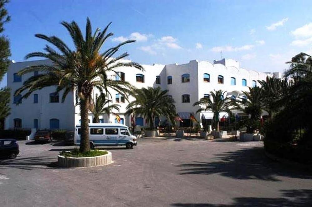 Hotel Azzolini Villagrazia Di Carini Exteriör bild