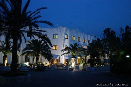 Hotel Azzolini Villagrazia Di Carini Exteriör bild